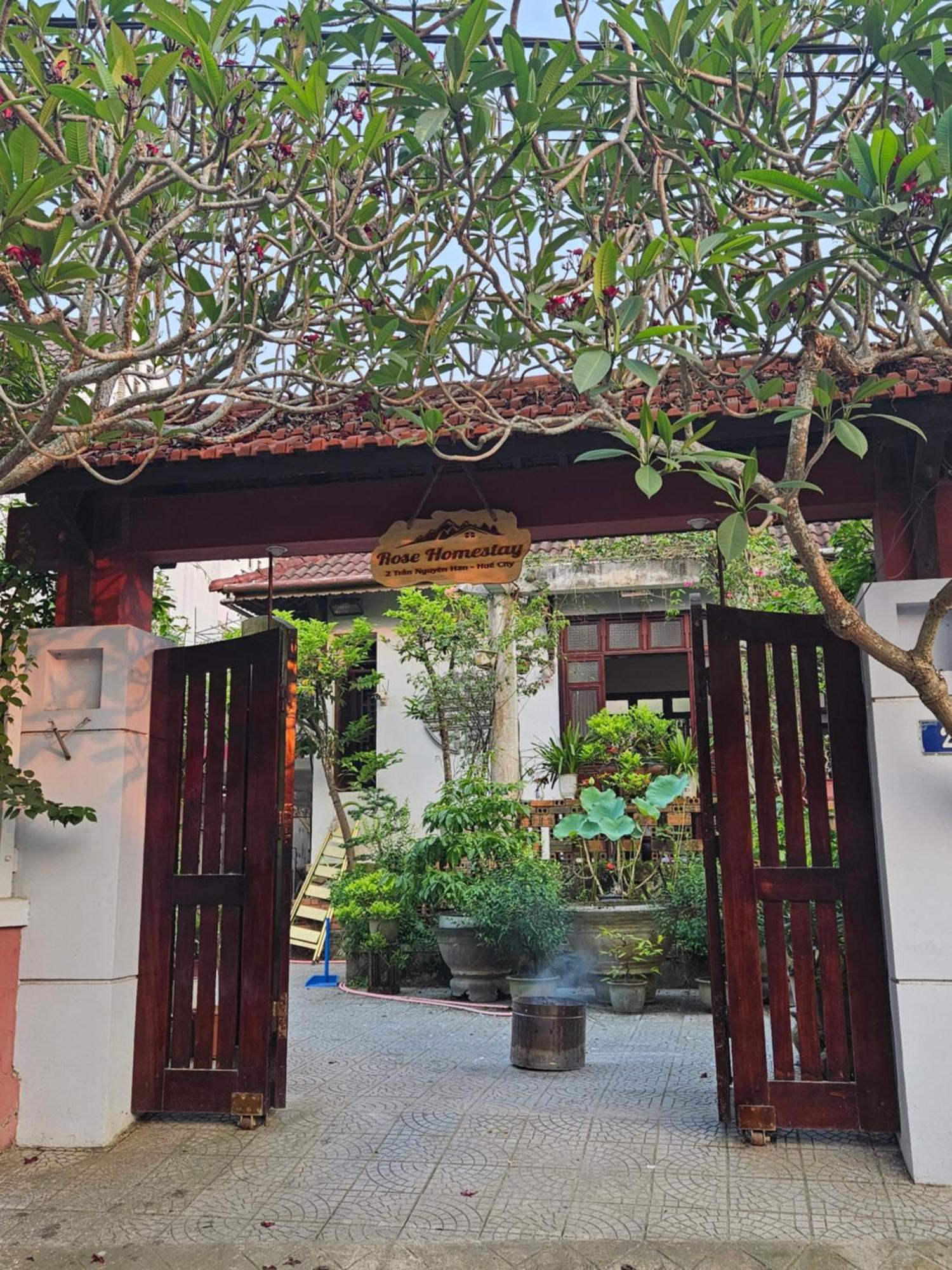 Rose Homestay Hue Thon Kim Long ภายนอก รูปภาพ